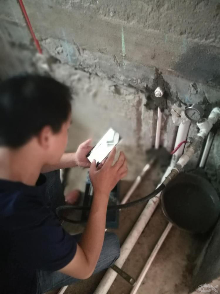 水管打壓測試，順利通過考核！